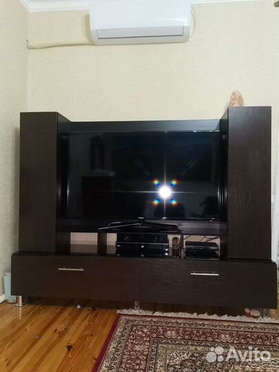 Тумба под телевизор