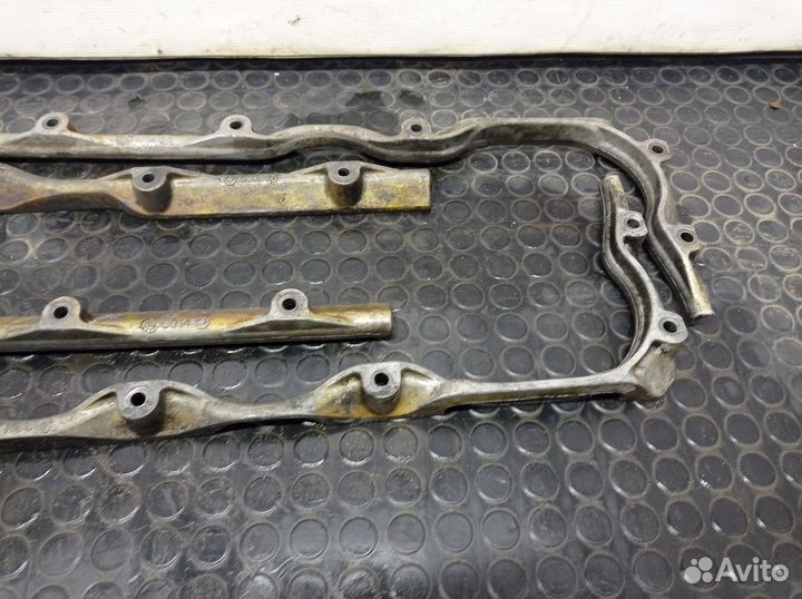 Кронштейн масляного поддона комплект