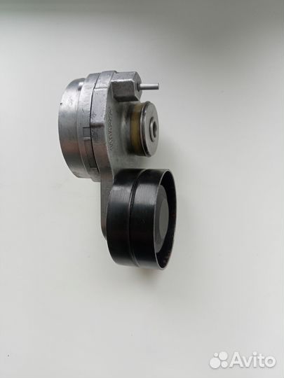 Натяжитель ремня daf 105