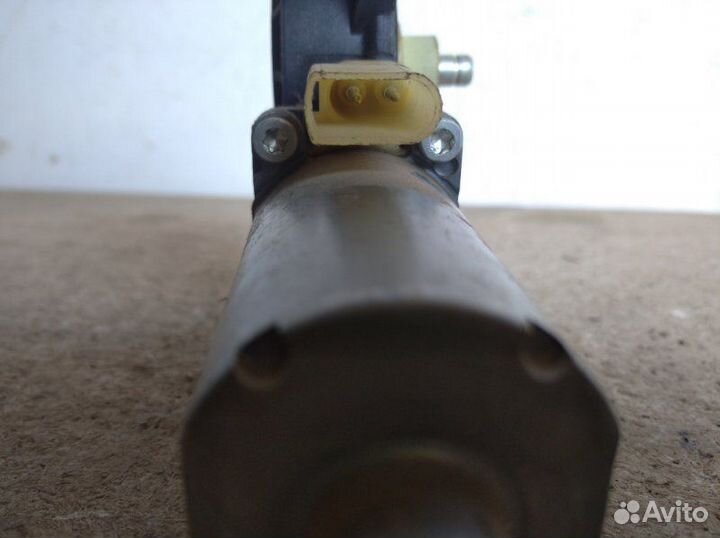 Мотор стеклоподъемника передний правый Ford Fusion