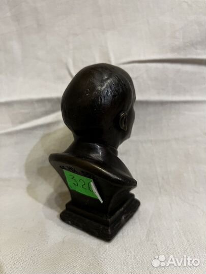 Бюст Ленина бронза