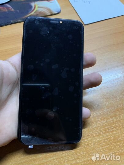 Экран на iPhone xr