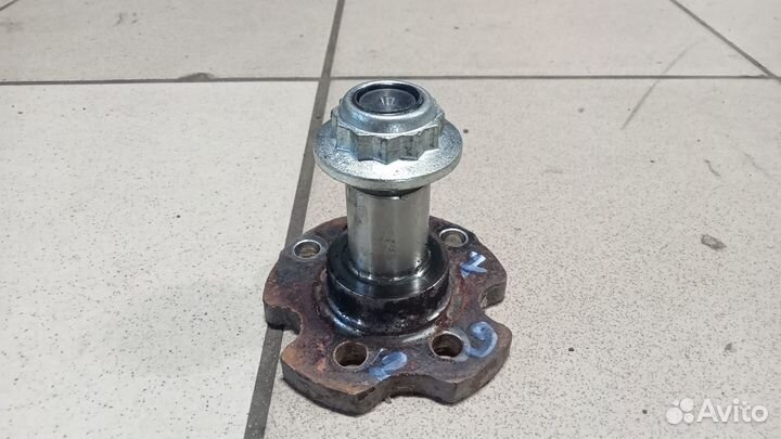 Цапфа задней оси Volkswagen Polo.Оригинал.бу