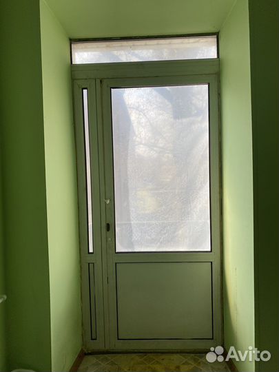 Дверь входная уличная бу