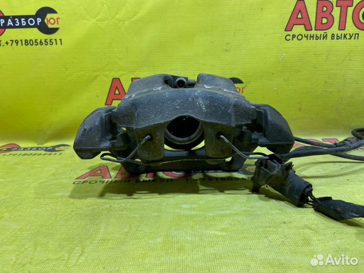 Суппорт передний левый Mercedes-Benz E-Class W210