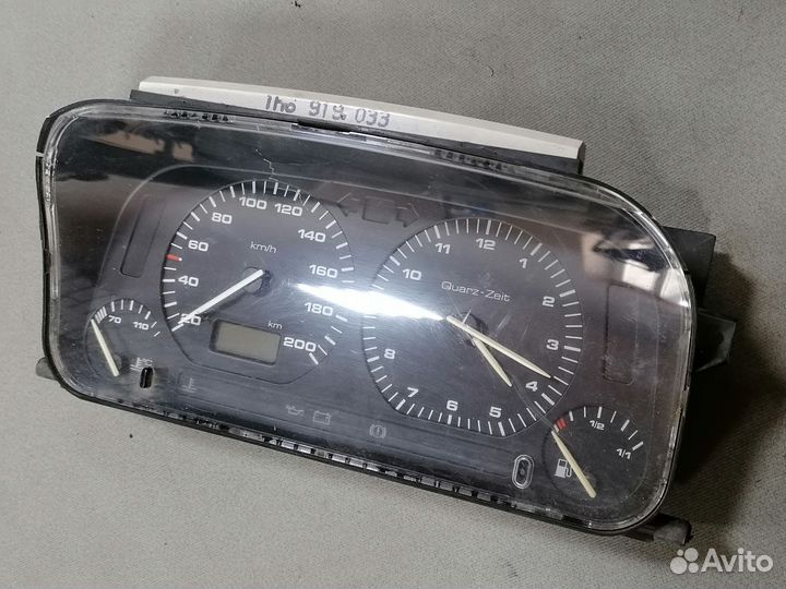 Панель приборов Volkswagen Golf 3 1988-1997