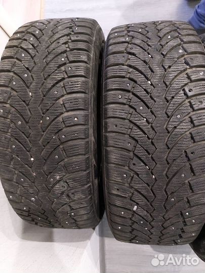 Pirelli Formula Ice 215/55 R17 98T