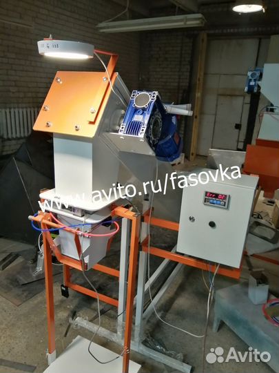 Дозатор весовой для торфа, грунта, перегноя