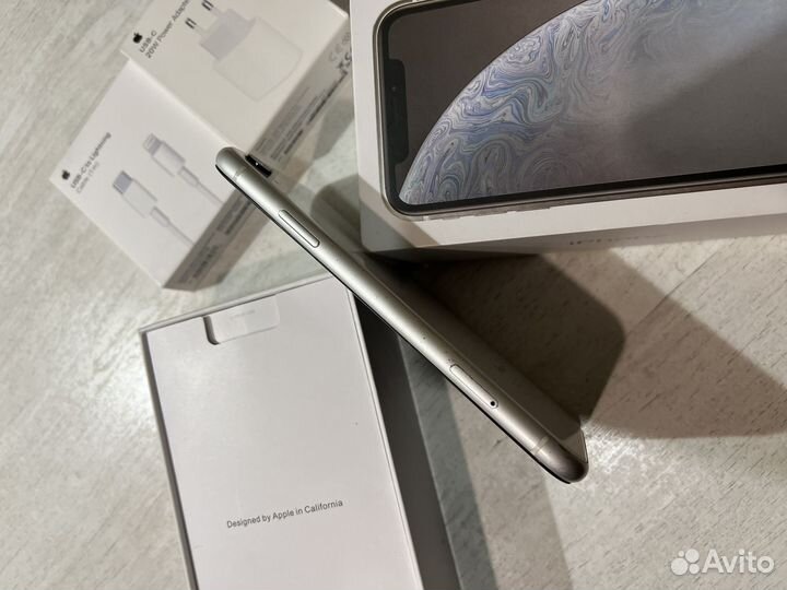 iPhone Xr, 128 ГБ