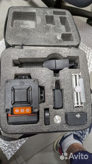 Лазерный уровень hilda 4D Green