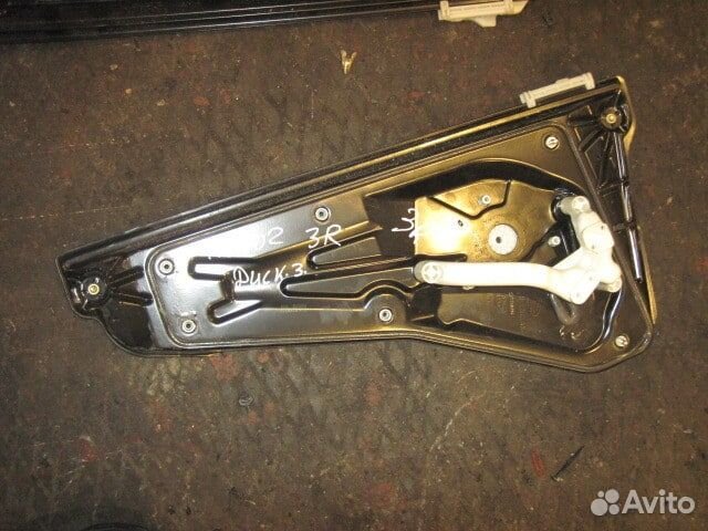 Стеклоподъемник электр.задний правый, Land Rover