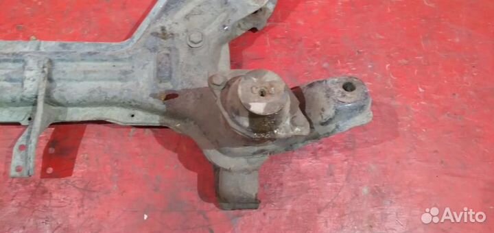 Фольксваген пассат Б3 подрамник передний дефект