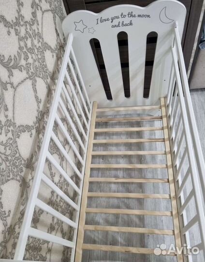 Детская кроватка