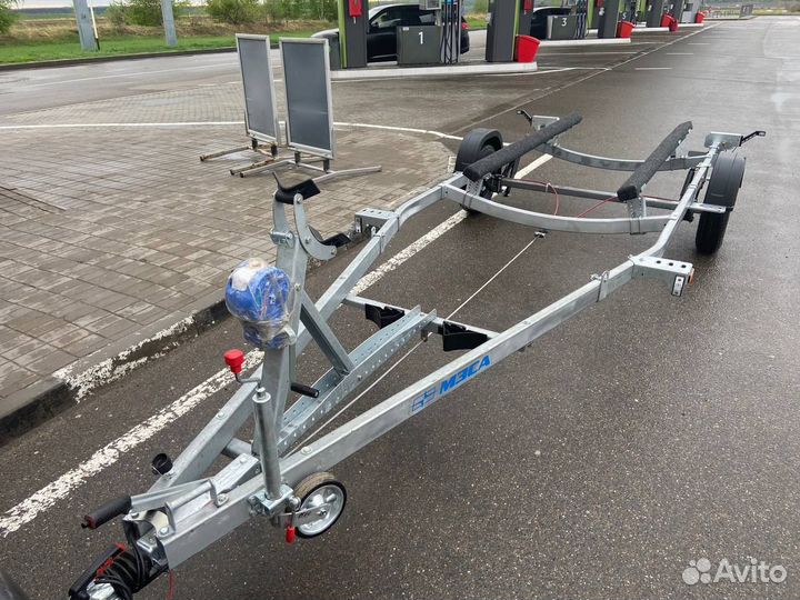 Прицеп для лодки.Все комплектующие немецкой фирмы