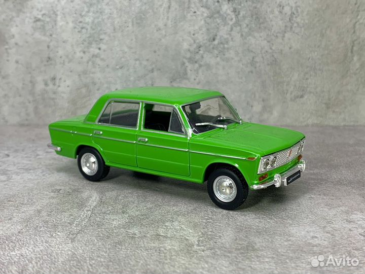 Масштабная модель авто ваз-2103 «Жигули» 1:43