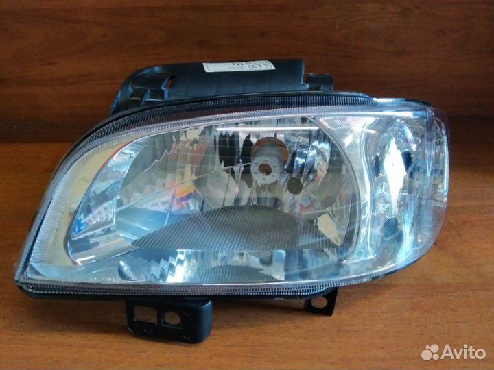 Фара левая Seat Ibiza 1999 - 2002