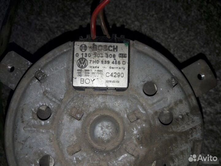 Мотор вентилятора Volkswagen Transporter T5