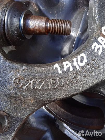 Кулак поворотный передний правый Mercedes CLK 320