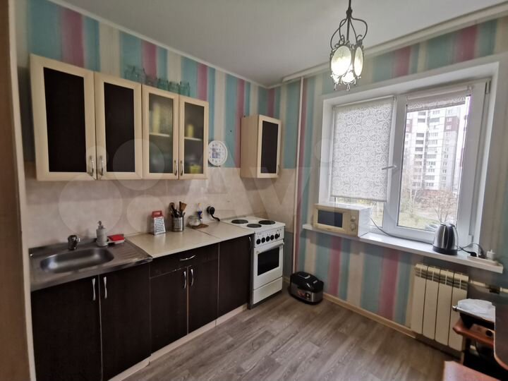 2-к. квартира, 50 м², 3/9 эт.