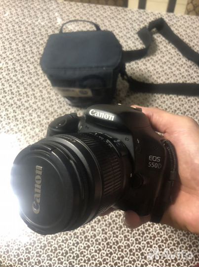Зеркальный фотоаппарат