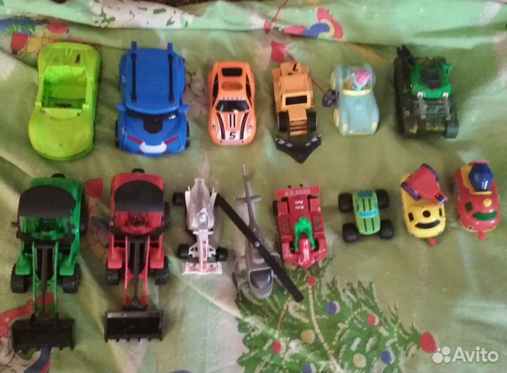 Машинки,роботы