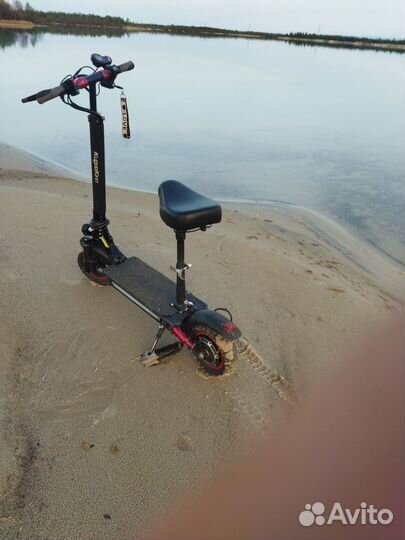 Электросамокат Kuggo max speed