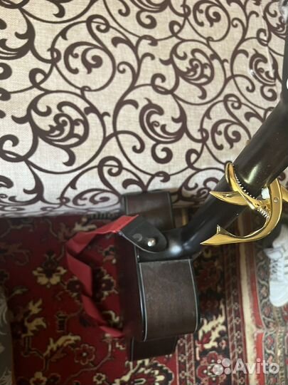 Акустическая гитара