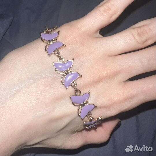 Браслет с бабочками