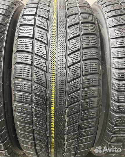 Triangle TR777 235/55 R17 106H