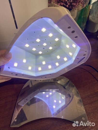 Лампа для маникюра