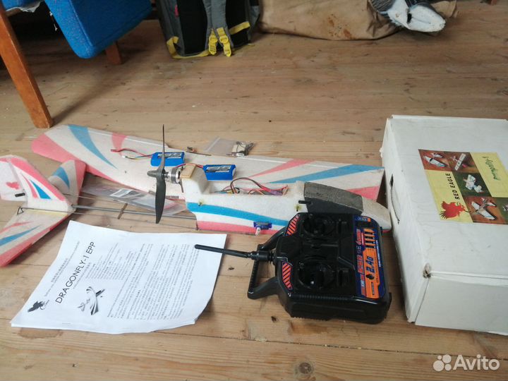 Радиоуправляемая модель самолета