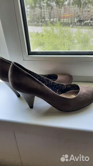 Туфли женские 39 размер новые