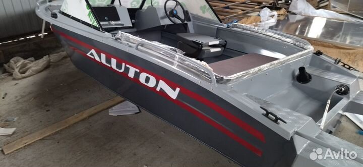 Лодка Aluton 460 DC
