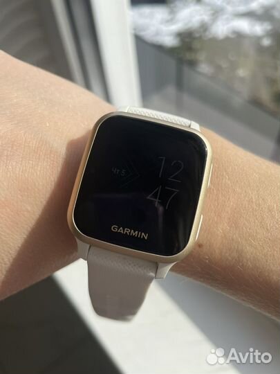 Часы Garmin Venu