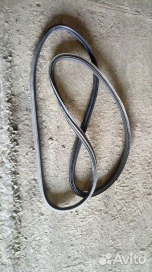 Уплотнительная резинка багажника Opel Meriva A