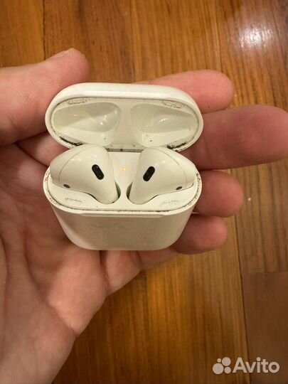 Apple airpods 1