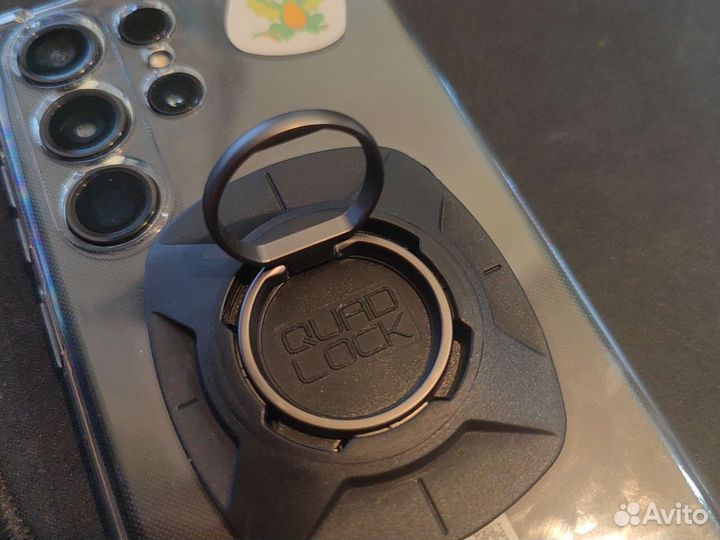 Quadlock phone ring stand