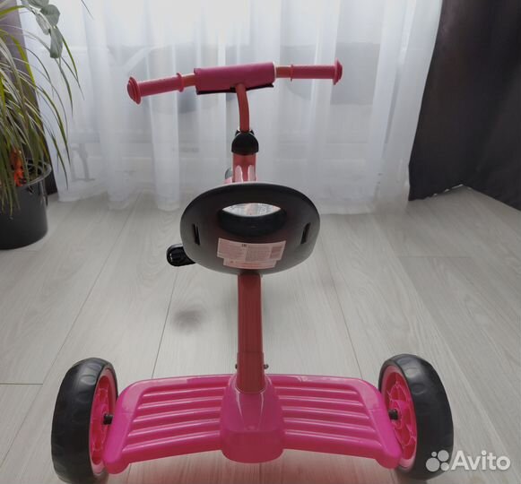 Детский трехколесный велосипед новый