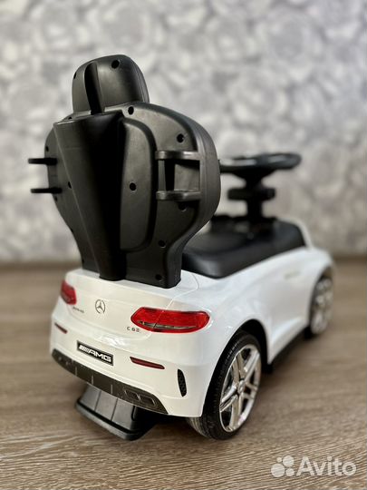 Машинка-каталка Mercedes-Benz AMG