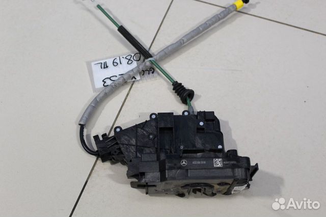 Замок двери передней левой Mercedes GLC-klasse X25