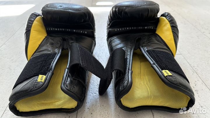 Боксерские перчатки everlast