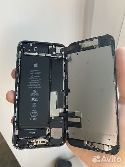 iPhone 7 в разбор