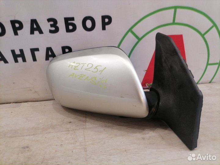 Зеркало правое Toyota Avensis T25 2AZ-FSE 2006