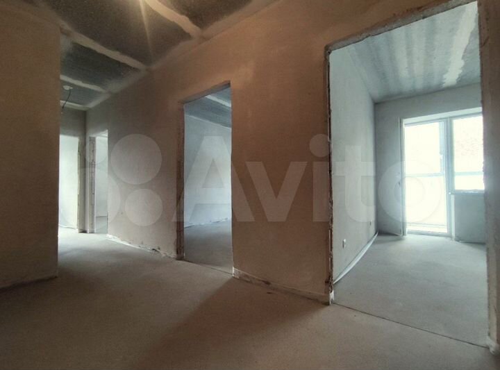 3-к. квартира, 78 м², 1/10 эт.