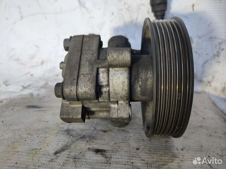 Насос гидроусилителя руля (гур) D4EA 2.0л d