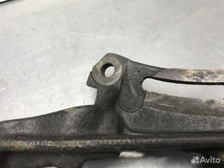 Кронштейн генератора Honda HR-V GH1 1999 г.в