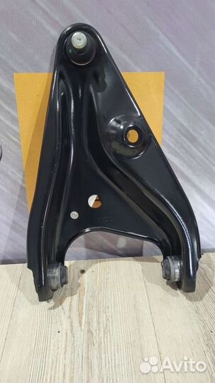 Рычаг подвески Renault sandero 2 Прав