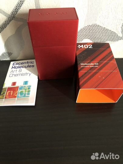 Escentric molecules molecule 02