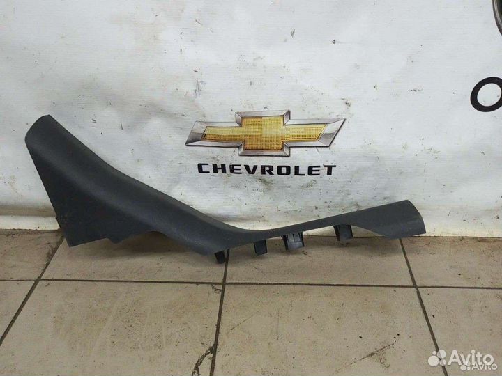 Накладка на порог задняя левая Шевроле Круз