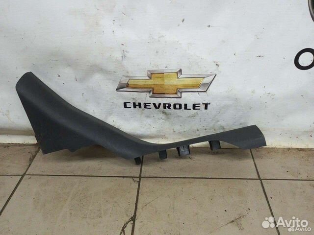 Накладка на порог задняя левая Шевроле Круз